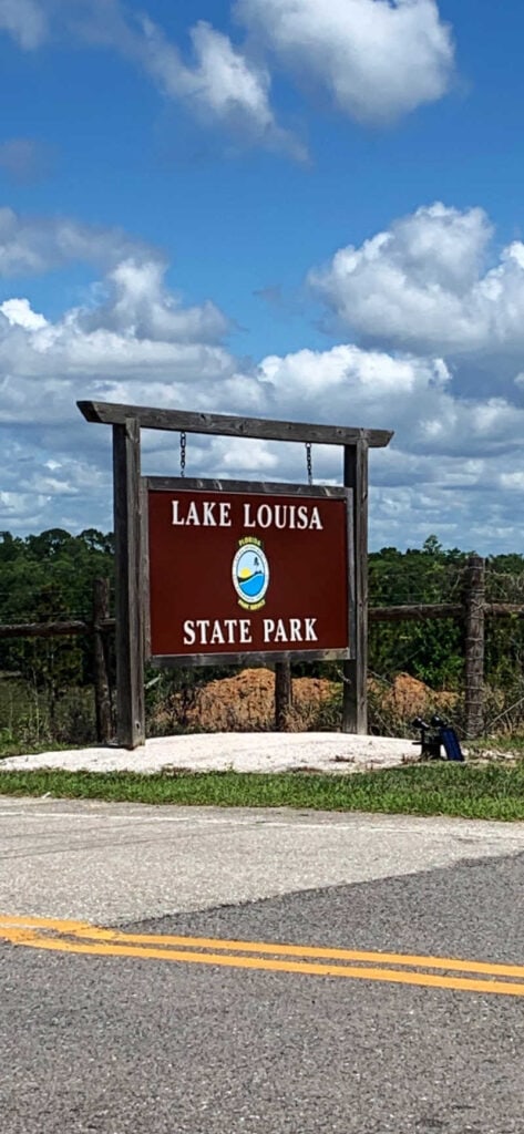 Lake Louisa State Park sign