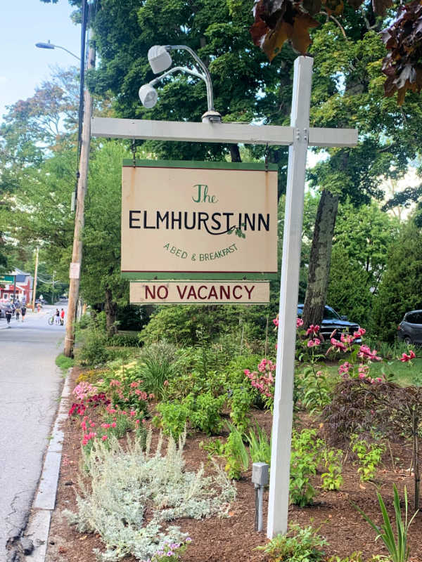 The Elmhurst Inn Bed & Breakfast sign